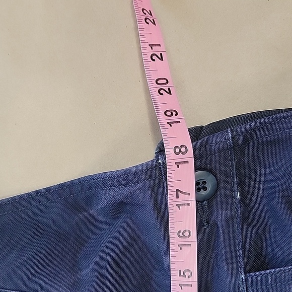 Carhartt FR Size M (8-10 Short) Loose Fit Navy Blue Utility Overalls - Picture 13 of 16